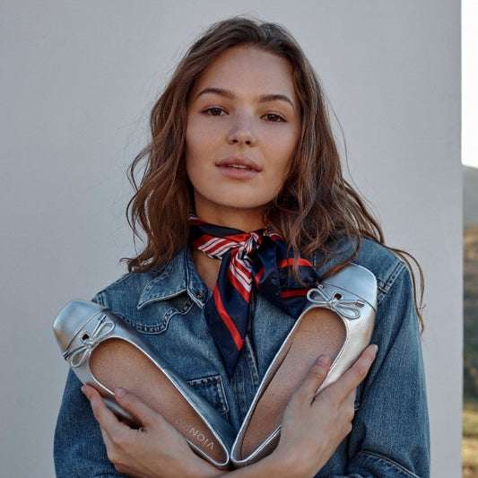 Lifestyle image for Klara Flat - Silver Leather